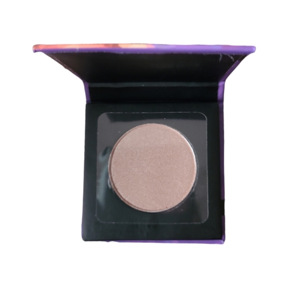 4/$25! SUGAR COSMETICSContour De Force Mini Highlighter in Royal Rose - Picture 7 of 11